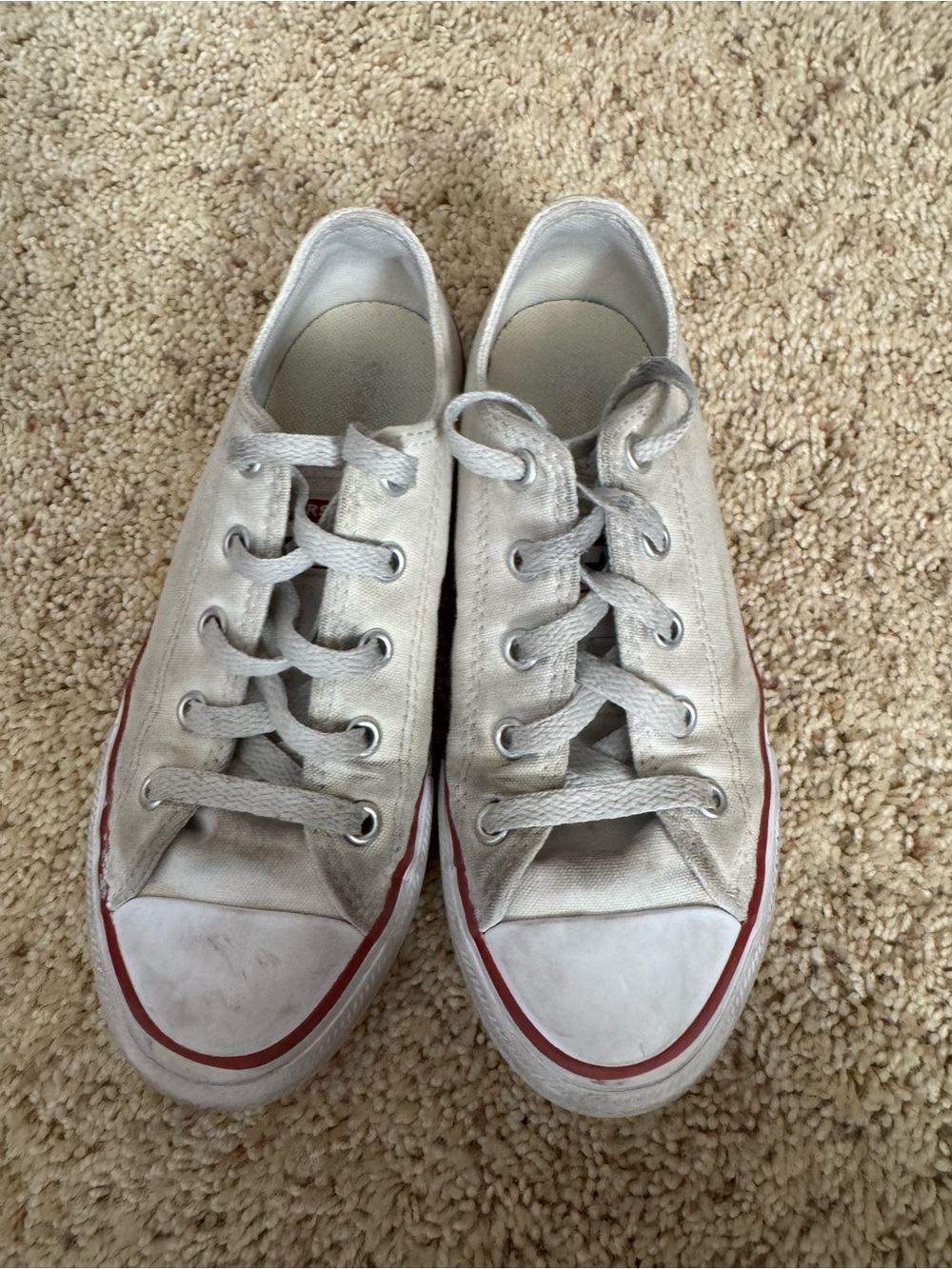 Kids white converse 🤍